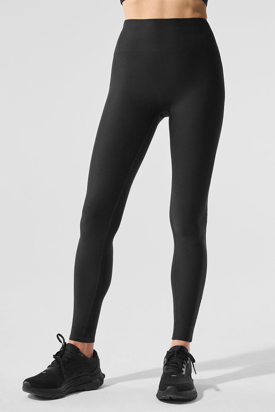 Alo Yoga — Airlift High-Waist Sleek Legging