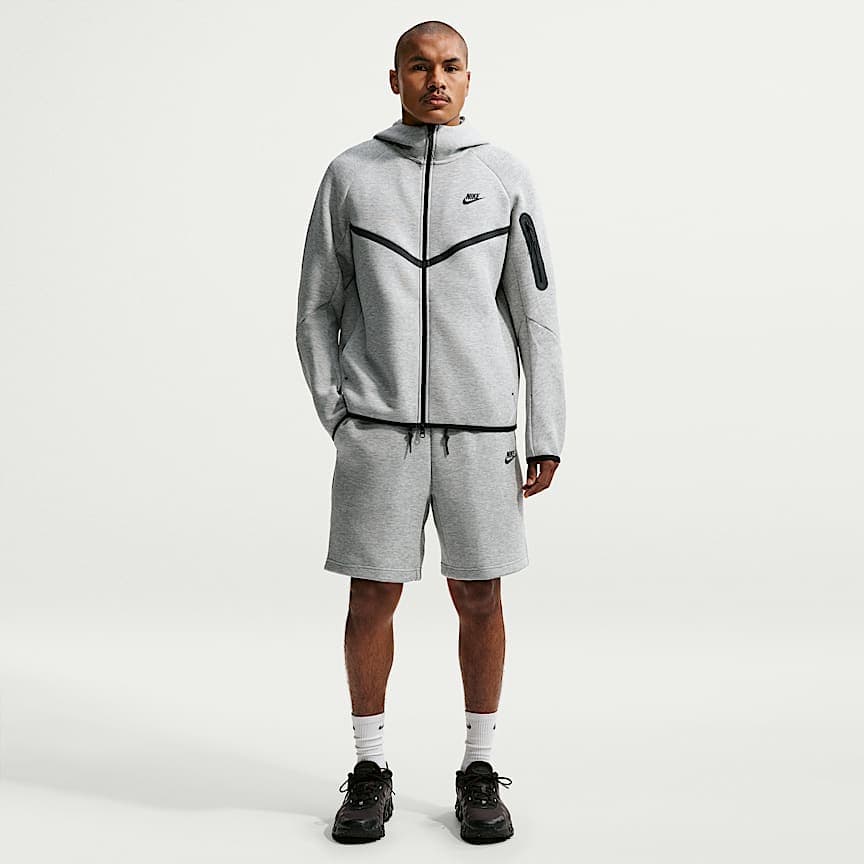 Nike — Tech Fleece Shorts Men's
