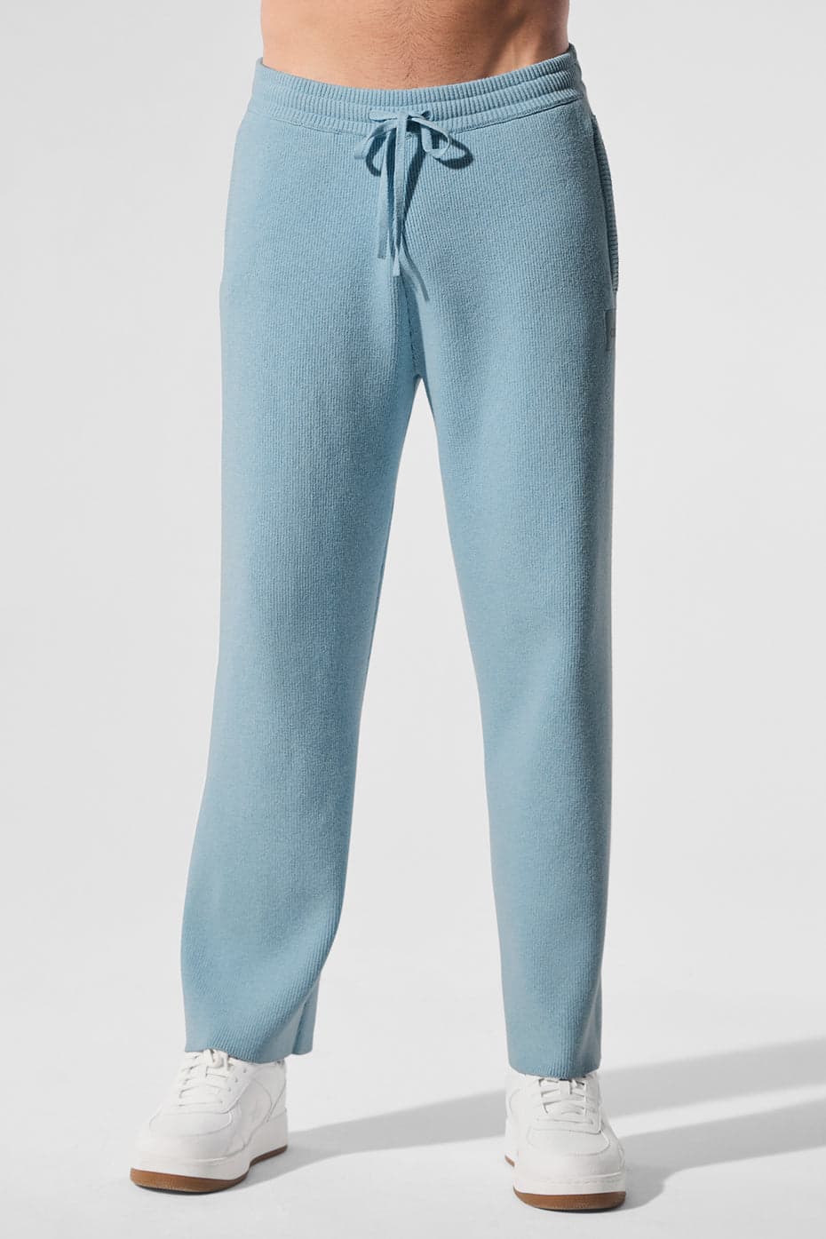 Alo Yoga — Scholar Straight Leg Sweatpant - Celestial Blue Heather