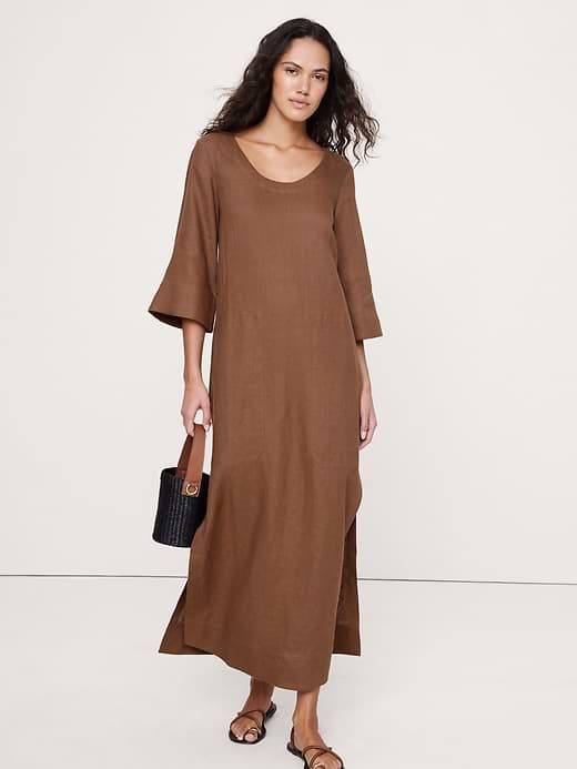 Banana Republic — Linen Scoop-Neck Maxi Dress