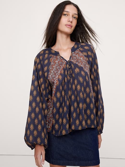 Banana Republic — Lightweight Cotton Split-Neck Top