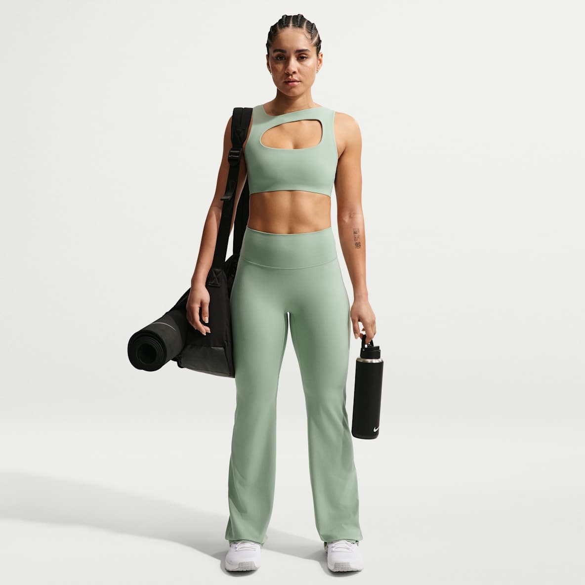 Nike — Nike Zenvy Women's High Waisted Flared Leggings With No Front Seam
