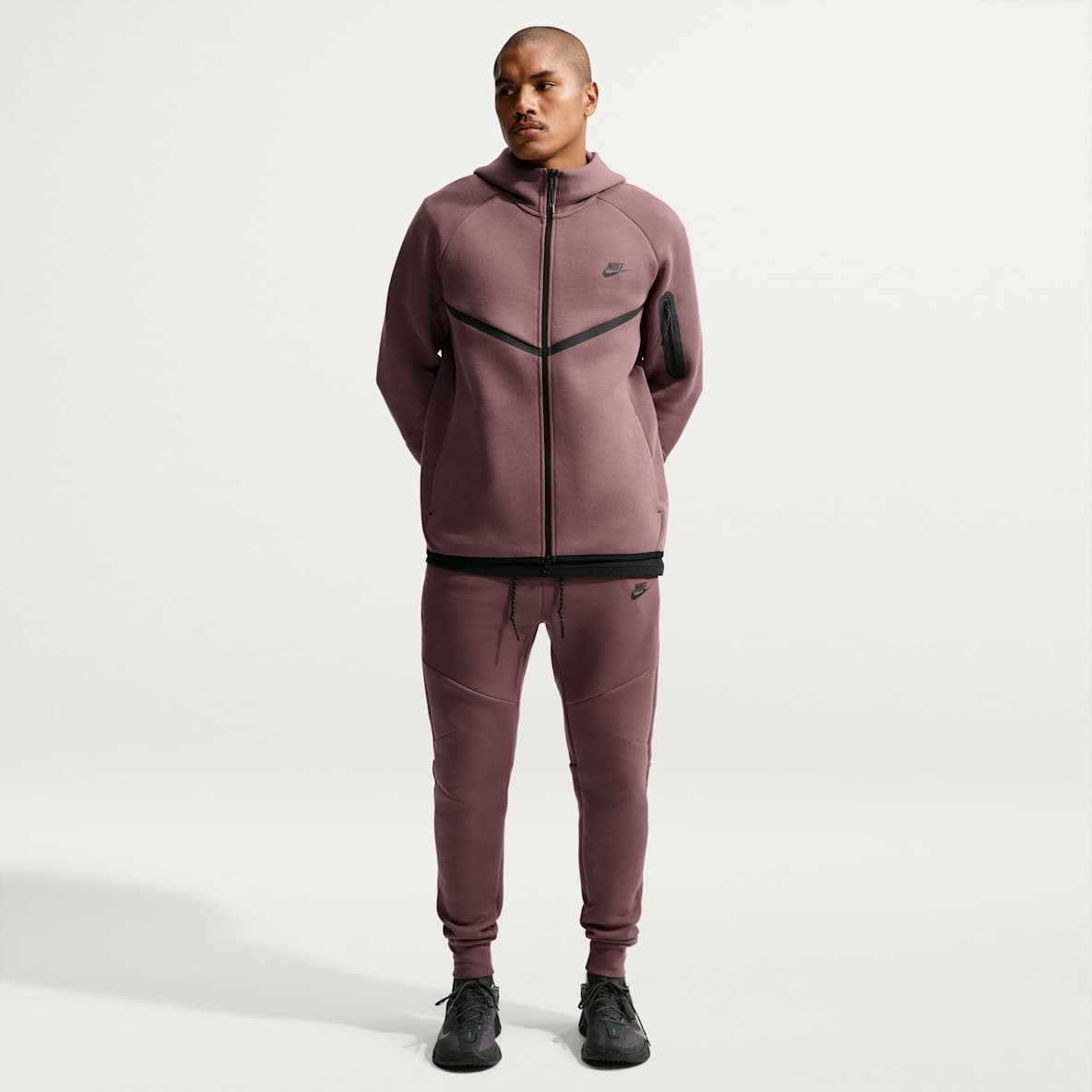 Nike — Nike Tech Men's Fleece Joggers